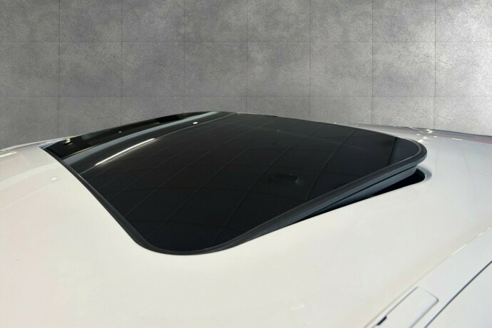 porsche-panamera-diesel-2012-big-31