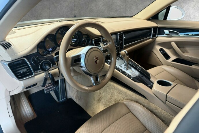 porsche-panamera-diesel-2012-big-10