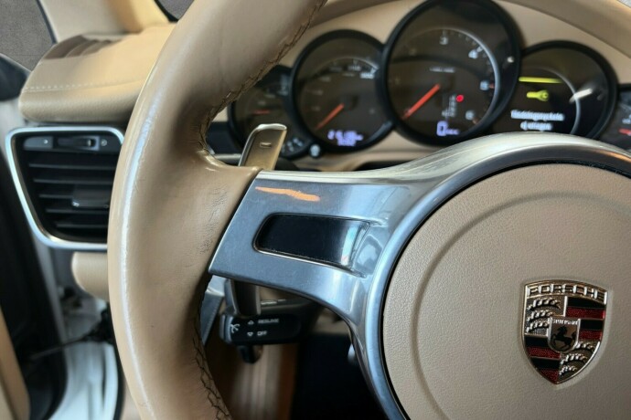 porsche-panamera-diesel-2012-big-20