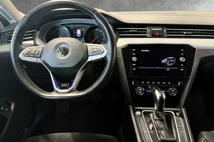 volkswagen-passat-elektrisitetbensin-2020-big-10