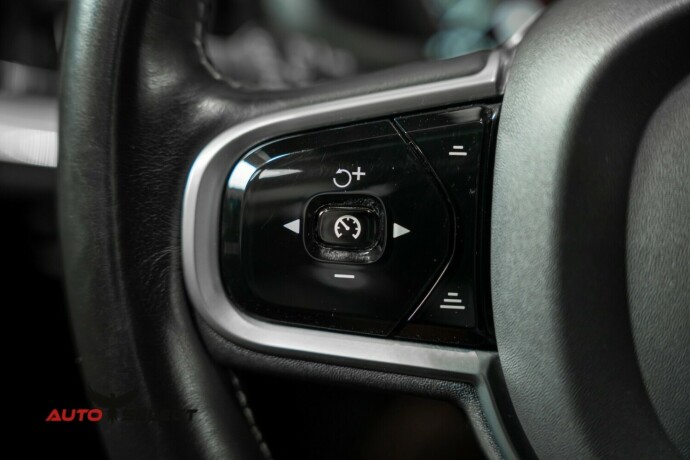 volvo-v60-elektrisitetbensin-2019-big-31