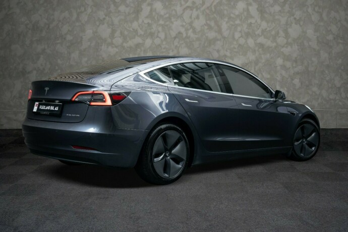 tesla-model-3-elektrisitet-2019-big-8