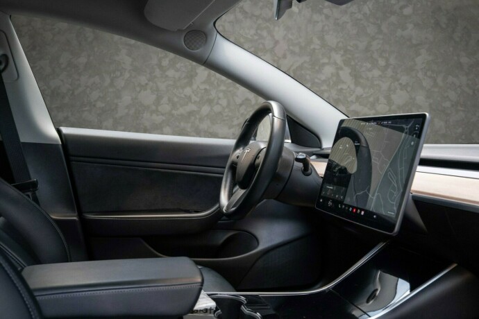 tesla-model-3-elektrisitet-2019-big-27