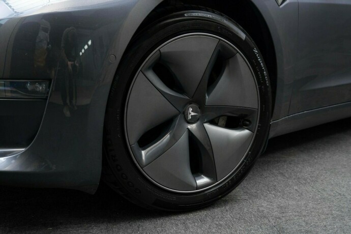 tesla-model-3-elektrisitet-2019-big-3