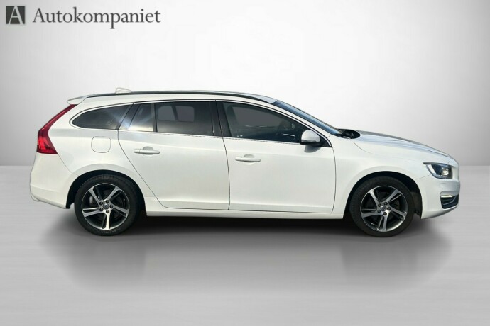 volvo-v60-diesel-2014-big-3