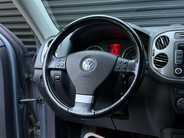 volkswagen-tiguan-diesel-2009-big-11