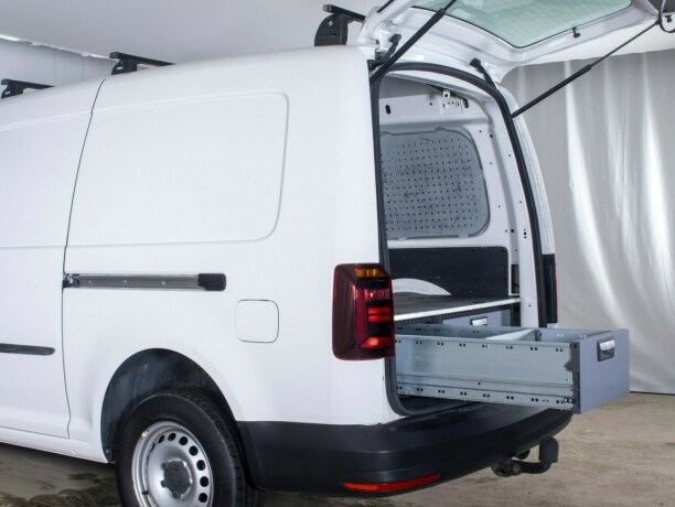 volkswagen-caddy-diesel-2018-big-17