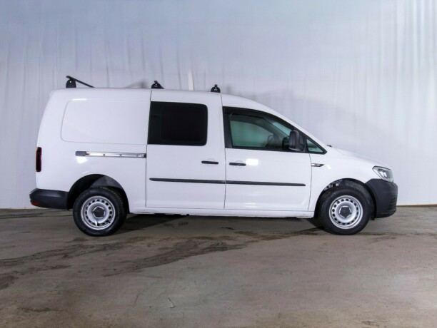volkswagen-caddy-diesel-2018-big-8