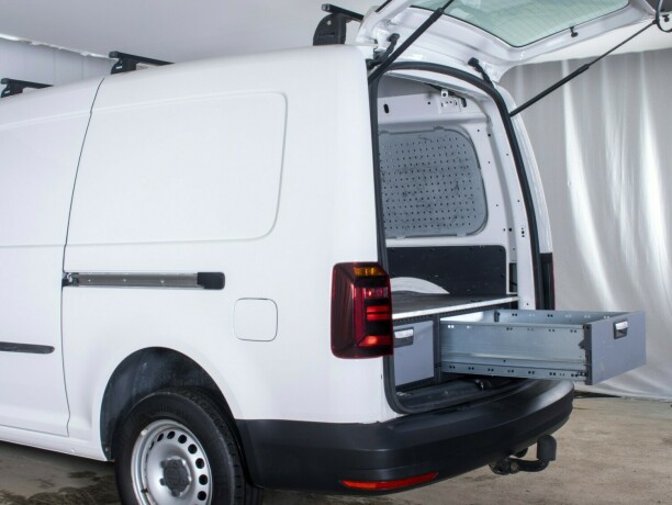 volkswagen-caddy-diesel-2018-big-16