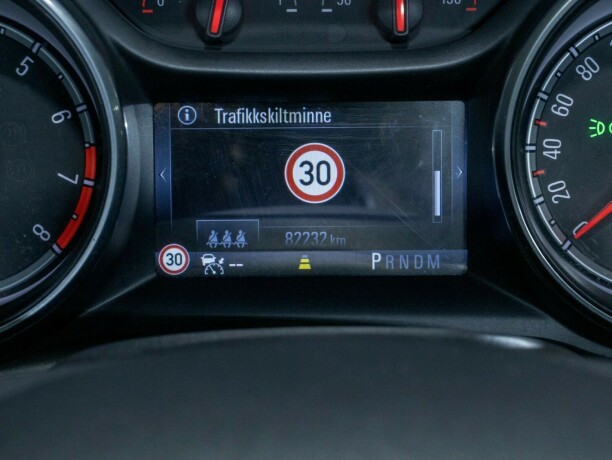 opel-astra-bensin-2018-big-28