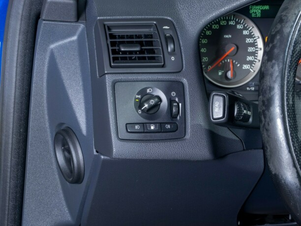 volvo-c30-diesel-2008-big-20