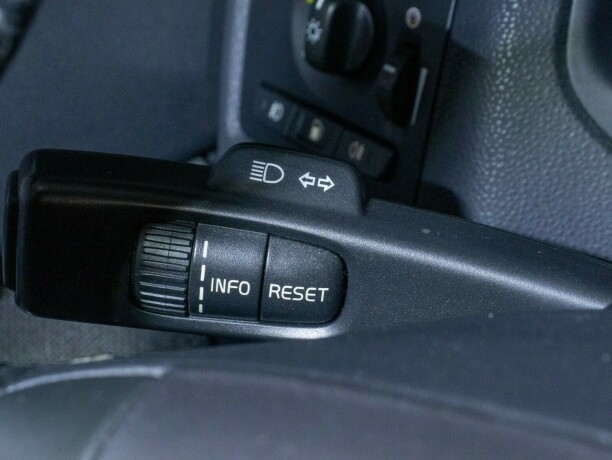 volvo-c30-diesel-2008-big-22