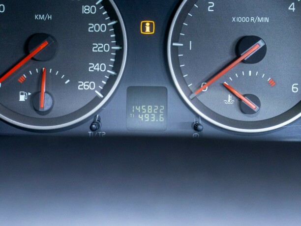 volvo-c30-diesel-2008-big-26