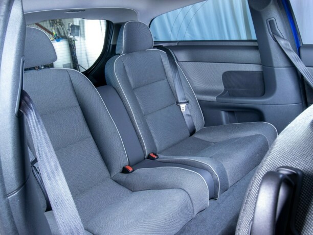 volvo-c30-diesel-2008-big-41
