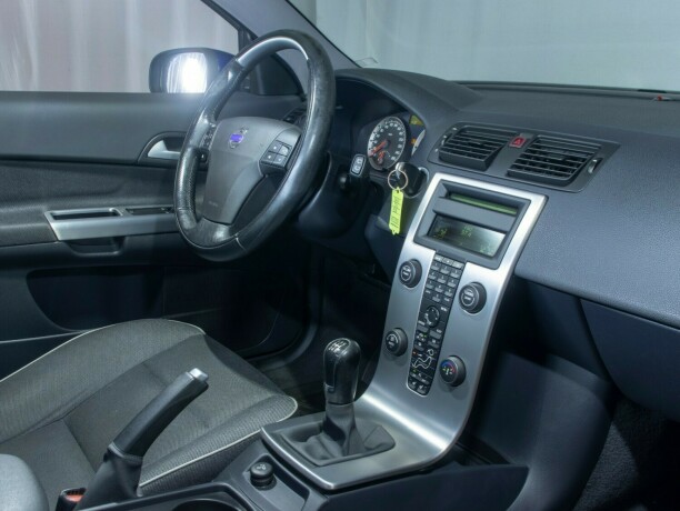 volvo-c30-diesel-2008-big-17