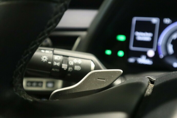 lexus-ux300e-elektrisitet-2021-big-11