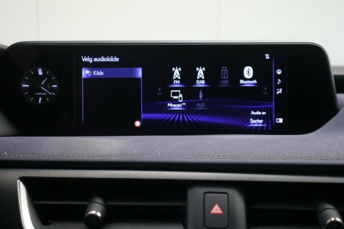 lexus-ux300e-elektrisitet-2021-big-16