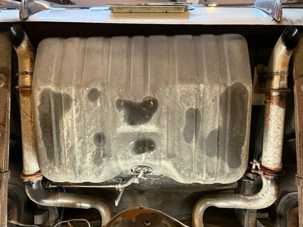 ford-mustang-bensin-1966-big-42