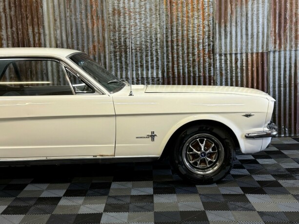 ford-mustang-bensin-1966-big-3