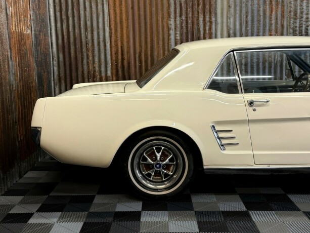 ford-mustang-bensin-1966-big-4