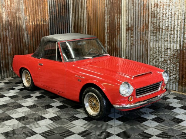 datsun-fairlady-bensin-1969-big-1