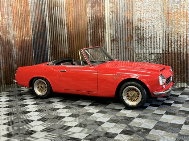 datsun-fairlady-bensin-1969-big-12