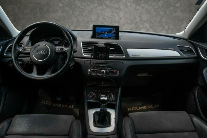 audi-q3-diesel-2012-big-22