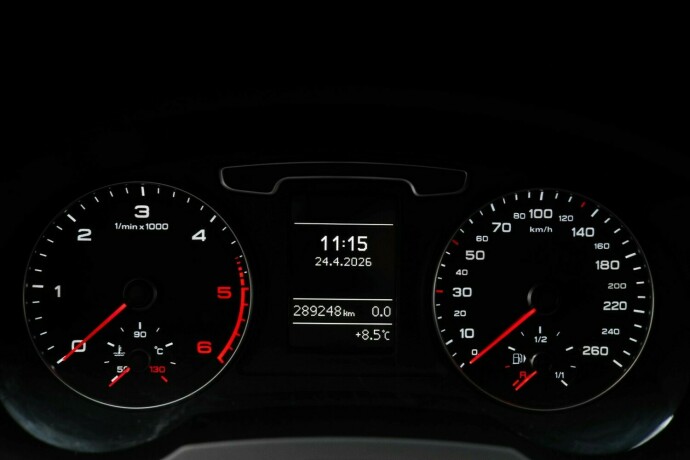 audi-q3-diesel-2012-big-9
