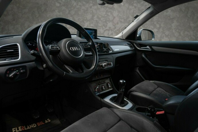 audi-q3-diesel-2012-big-20