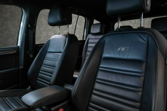 volkswagen-touran-bensin-2017-big-30