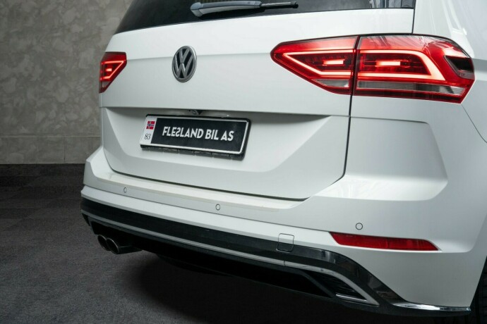 volkswagen-touran-bensin-2017-big-10