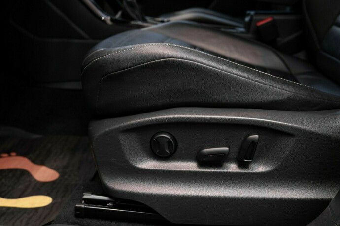 volkswagen-touran-bensin-2017-big-27