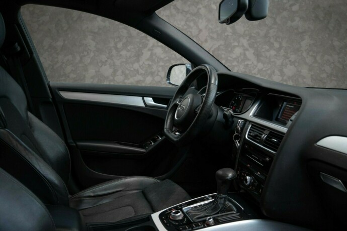 audi-a4-bensin-2014-big-27