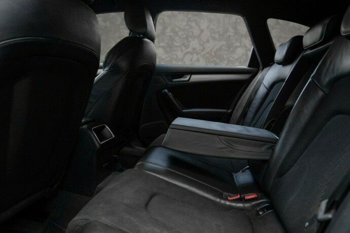audi-a4-bensin-2014-big-24