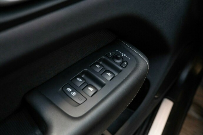 volvo-xc-60-elektrisitetbensin-2021-big-26