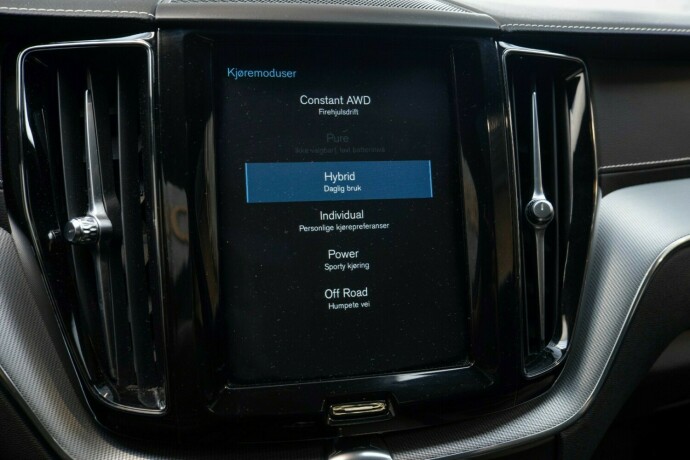 volvo-xc-60-elektrisitetbensin-2021-big-25