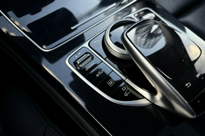 mercedes-benz-glc-elektrisitetbensin-2019-big-36