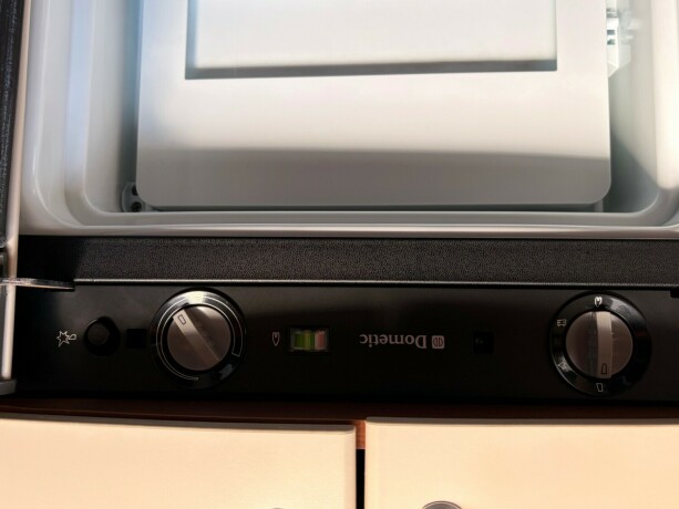 hobby-650-wfu-lav-seng-midt-p229-sittegruppe-bad-bak-perfekt-for-tur-eller-fast-meget-velholdt-2011-big-39
