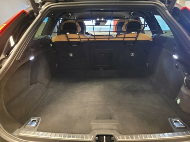 volvo-v90-plug-in-petrol-2018-big-21