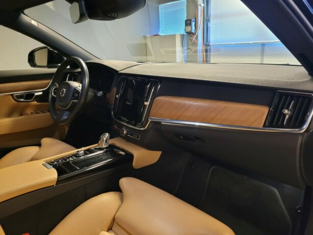 volvo-v90-plug-in-petrol-2018-big-14