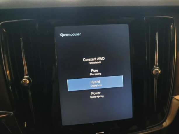 volvo-v90-plug-in-petrol-2018-big-29