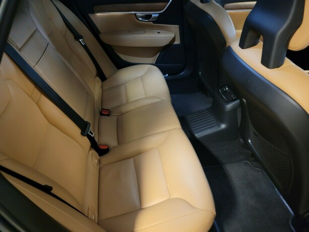 volvo-v90-plug-in-petrol-2018-big-20