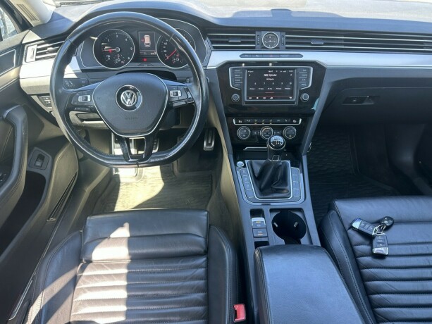 volkswagen-passat-alltrack-diesel-2016-big-8