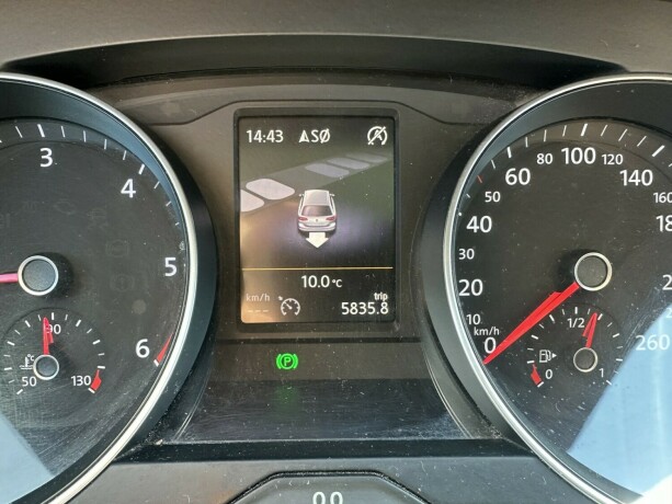 volkswagen-passat-alltrack-diesel-2016-big-13