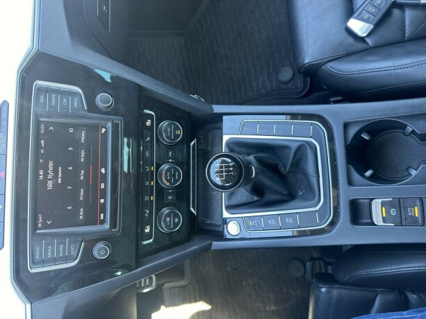 volkswagen-passat-alltrack-diesel-2016-big-14