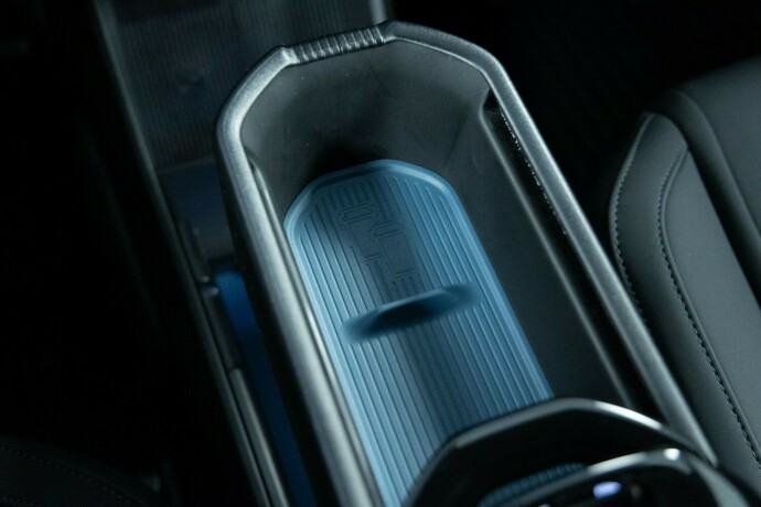 volvo-ex30-elektrisitet-2025-big-20