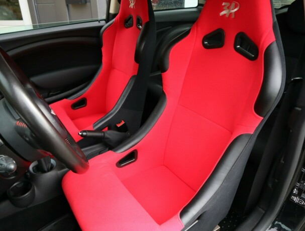 mini-cooper-bensin-2011-big-8