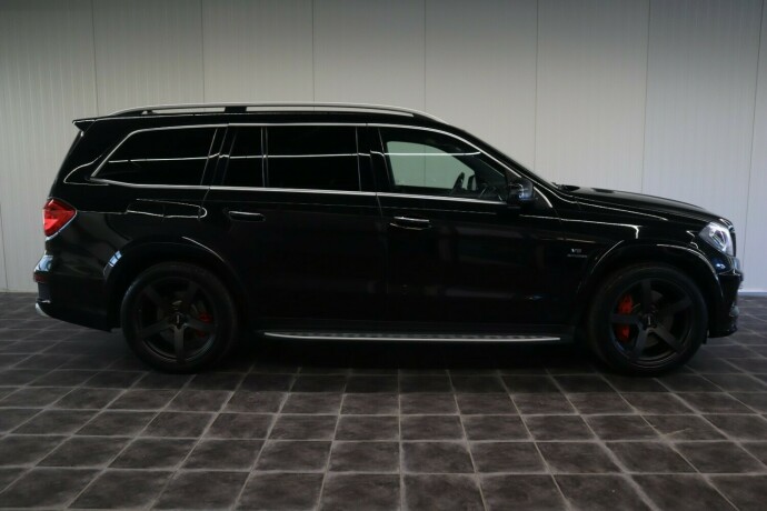 mercedes-benz-gl-bensin-2014-big-3