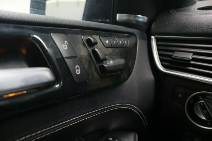mercedes-benz-gl-bensin-2014-big-26