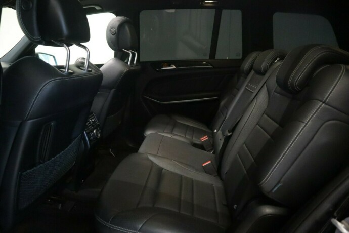 mercedes-benz-gl-bensin-2014-big-16